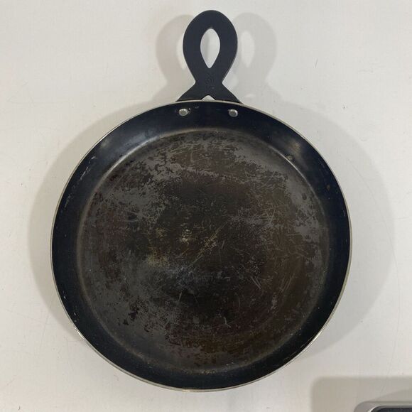 Leye Japanese Iron Grill Pizza Pan Broiler Grill Multi Purpose 8” - Picture 2 of 8